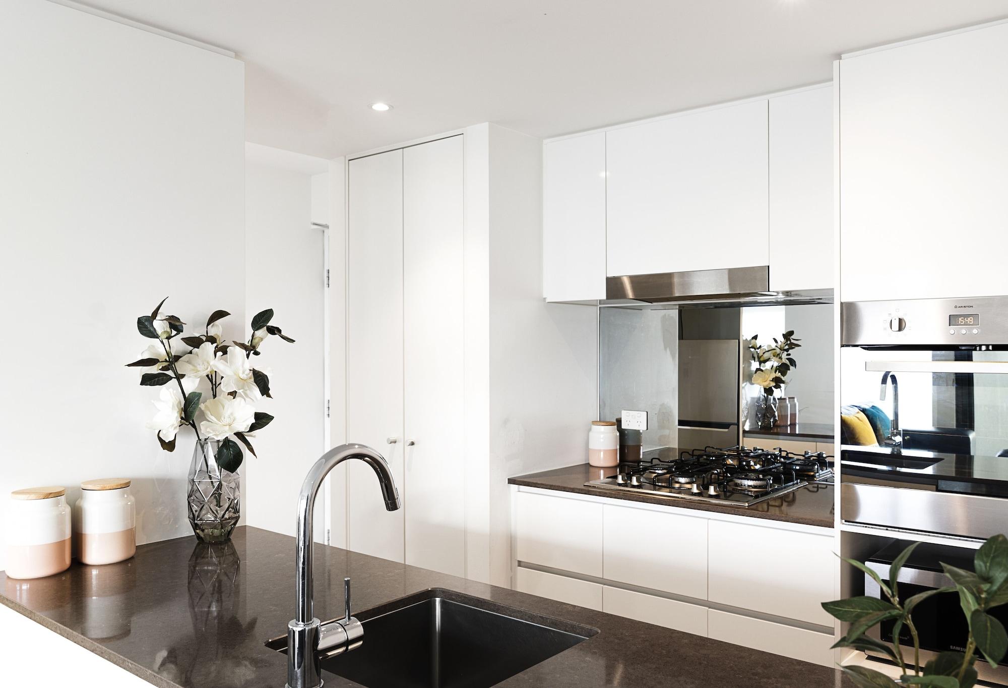 Rnr Serviced Apartments North Мелбърн Екстериор снимка