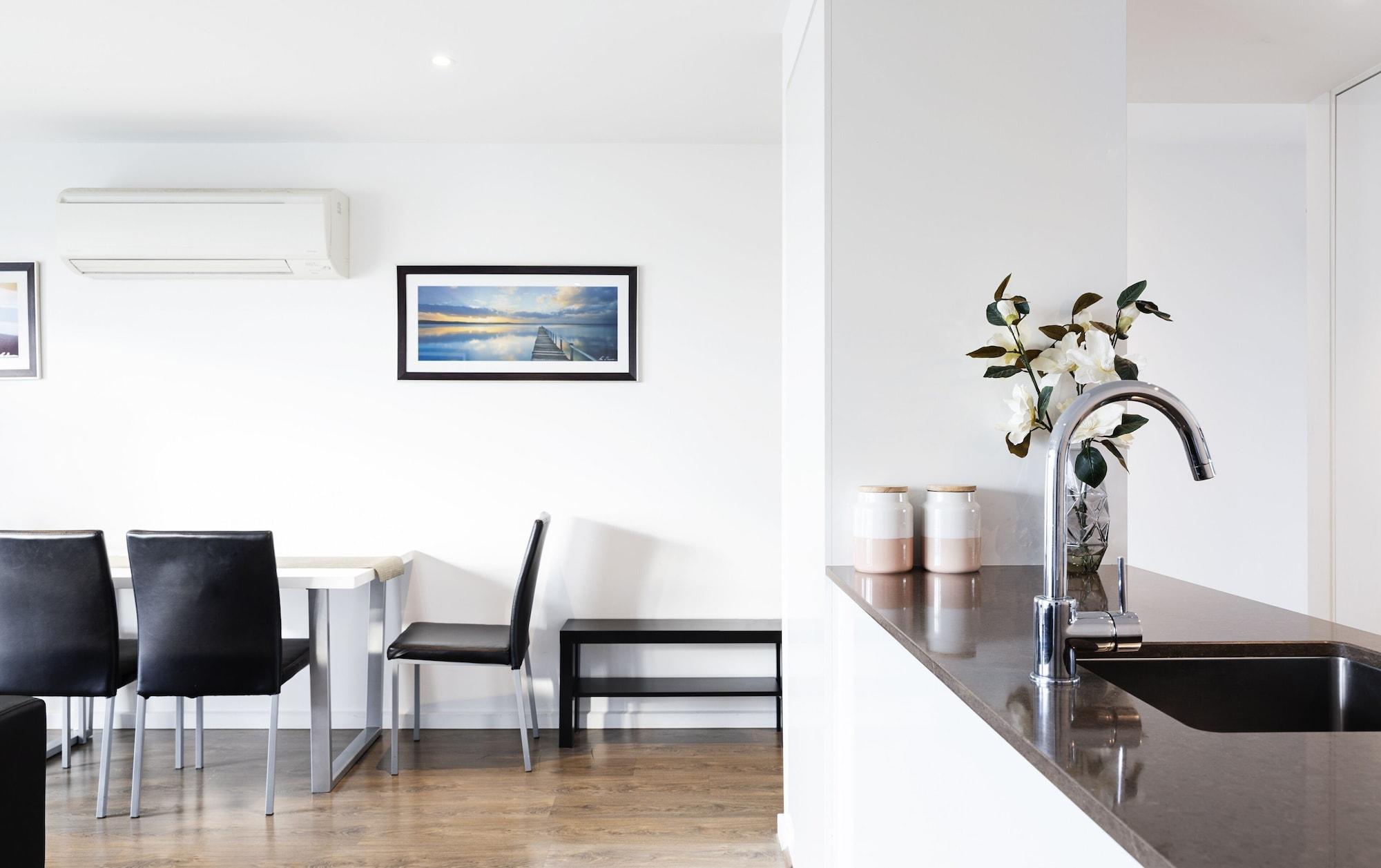 Rnr Serviced Apartments North Мелбърн Екстериор снимка