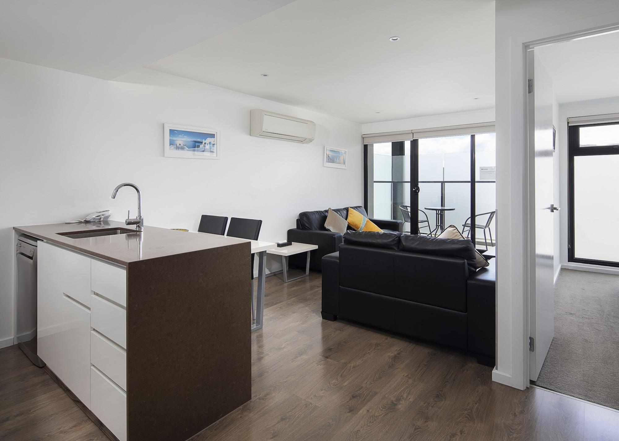 Rnr Serviced Apartments North Мелбърн Екстериор снимка